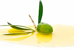 пить оливковое масло можно практически без противопоказаний
